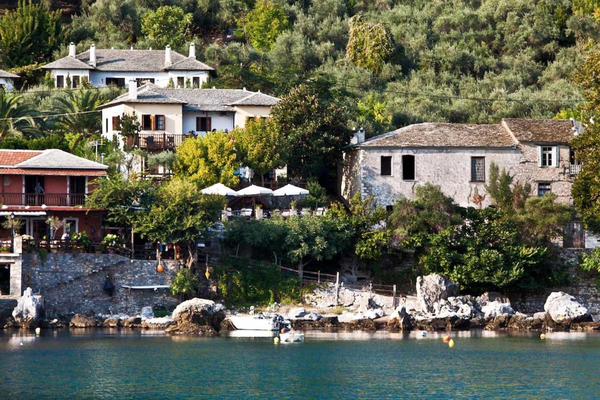 Victoria'S Guesthouse Damouchari Exterior foto