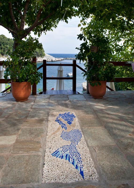 Victoria'S Guesthouse Damouchari Exterior foto