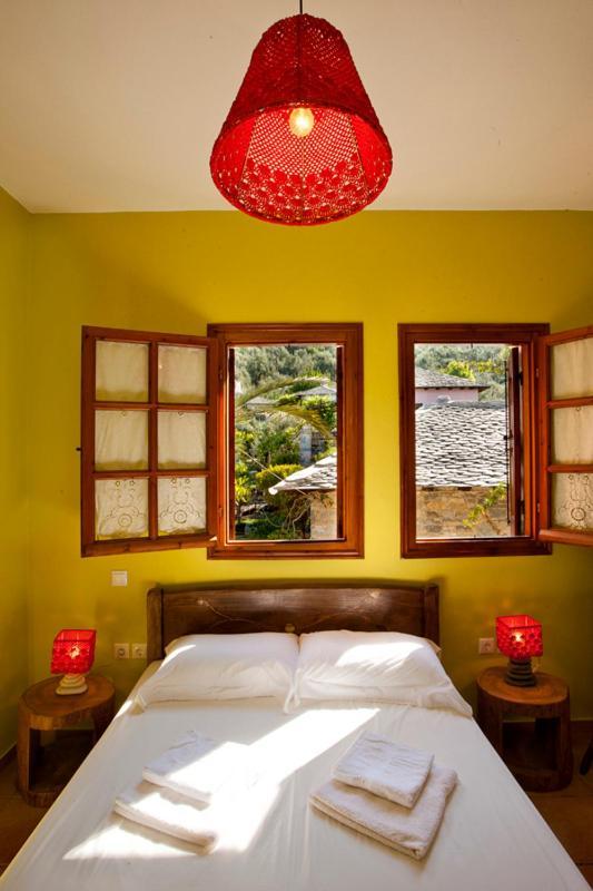 Victoria'S Guesthouse Damouchari Exterior foto